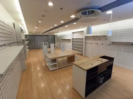 location commerce 128 m² à limoges (87280)