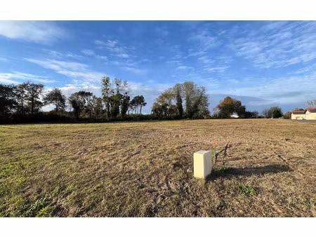 terrain roquefort m² t- à vendre  32 000 €