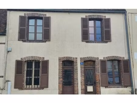 maison saint-victor-de-buthon m² t-5 à vendre  98 000 €