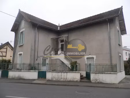 vente immeuble 140 m² louhans (71500)
