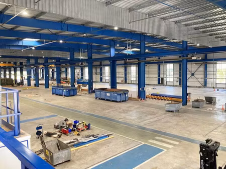 vente/location local d'activités orleans 7 459 m²