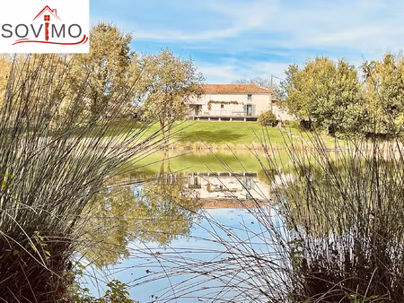 site sauvage et boisé  magnifique etang de peche privé de 6h