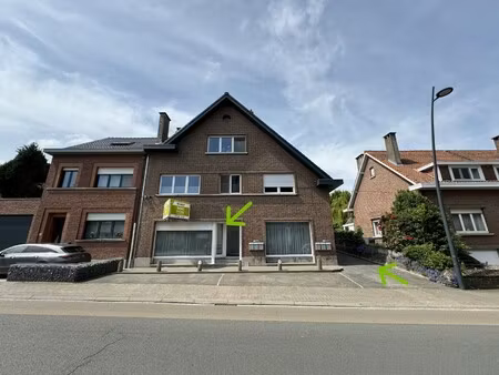 commercieel te koop in sint-pieters-leeuw