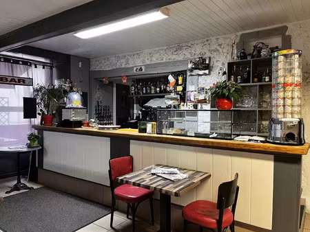 vente commerce 225 m² chasseneuil-sur-bonnieure (16260)