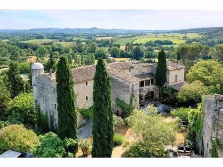 hôtel de luxe de 16 chambres en vente uzès  occitanie