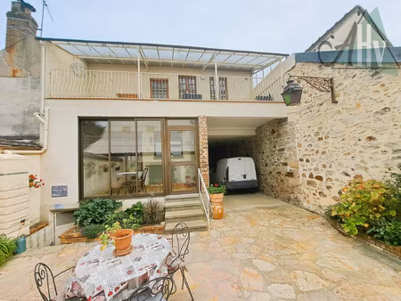 proche villeneuve la guyard (89) - maison de 182 m2 avec 4 c
