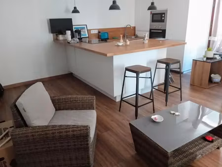 location meublée appartement 3 pièces 58 m² à draguignan (83300)  740 €