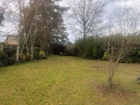cauderan proche de mérignac terrain à bâtir de 305 m2