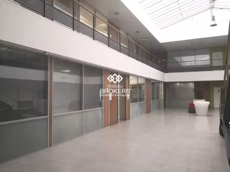 locaux pour professions de santé 73 m²