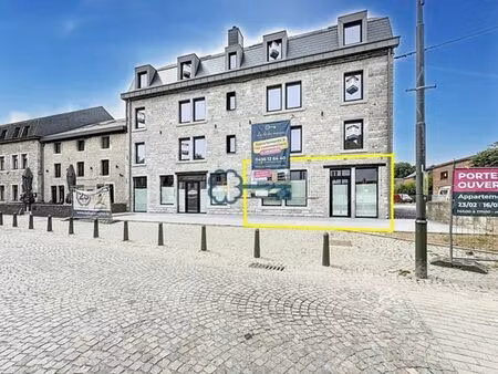 superbe rez commercial de 86 5 m2 à louer à han/lesse