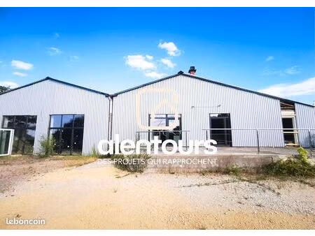 entrepôt 590 m² charmes