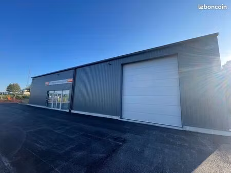 local d'activité 483 m²