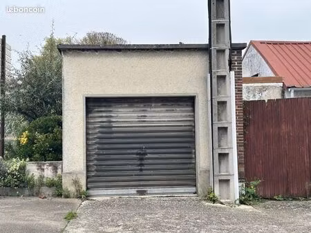 garage 1 pièce 14 m²