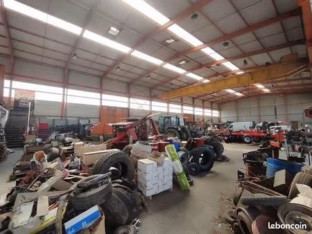 local d'activite 1852 m² saint jean de bournay