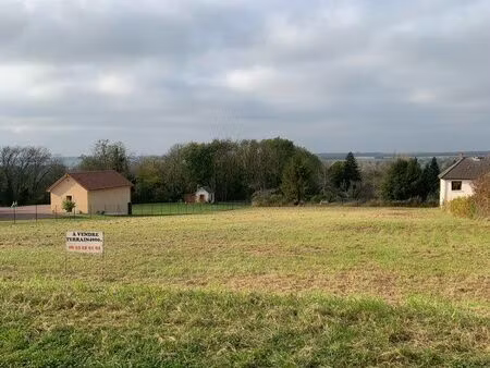 terrain constructible 4000m2 à 11 le mètre
