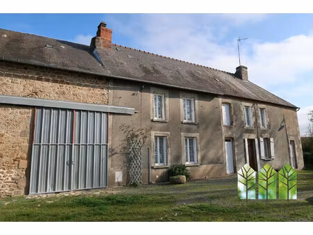 ensemble immobilier a renover avec 1 hectare attenant