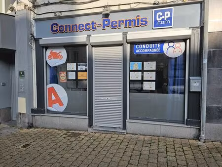 location commerce 90 m² à lillers (62190)