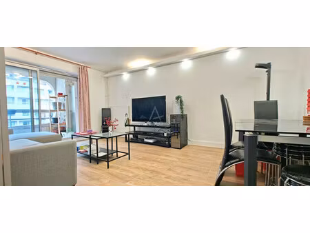 vente appartement paris 19eme arrondissement  52m² 2 pièces 393 900€ avec balcon