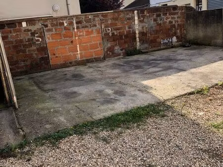 3 places de parking aérien à à bobigny