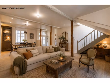 rare en centre-ville ? maison rénovée avec terrasse intime
