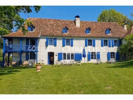 à vendre orriule - grande maison de 420 m² proche salies-de-béarn