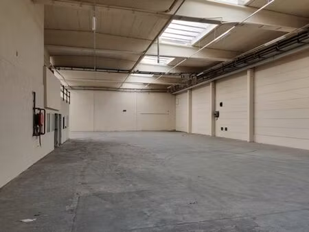 dépôt/atelier/bureaux