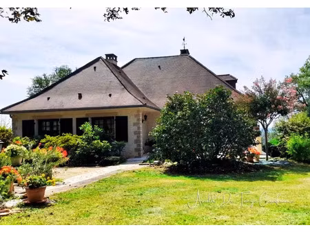 vente maison 10 pièces 262 m² à sioniac (19120)  325 000 €