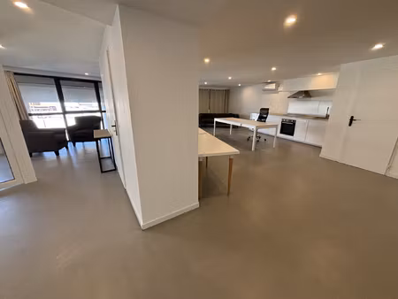 nimes triangle de la gare bureau de 117 m2 entièrement rénov