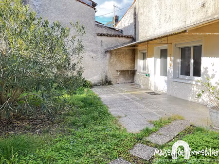 a vendre à chateaubernard - maison de 5 pièces - 111m2 - jar