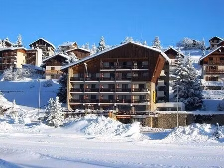 prestigieux immeuble de rapport en vente à péone  france