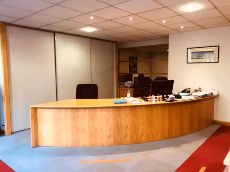 vente commerce 5 pièces 98 m² pau (64000)