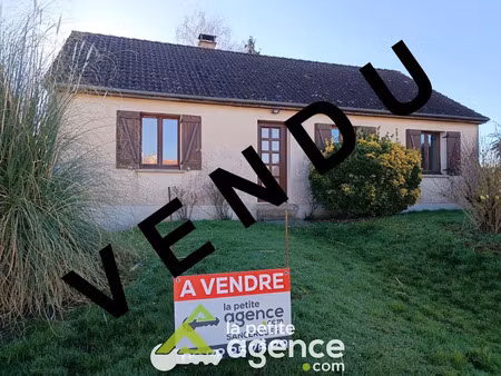 vente maison 5 pièces 93.3 m² à charentonnay (18140)  96 000 €