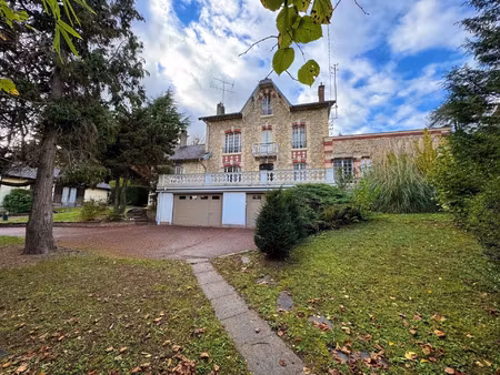 vente propriété 14 pièces 319 m2 à parmain