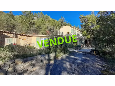 vente villa 5 pièces 157 m² à puget-théniers (06260)  385 000 €