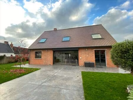 vente maison 7 pièces 165 m² gondecourt (59147)