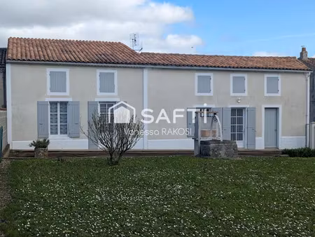 vente maison 4 pièces 101 m² à voissay (17400)  189 800 €