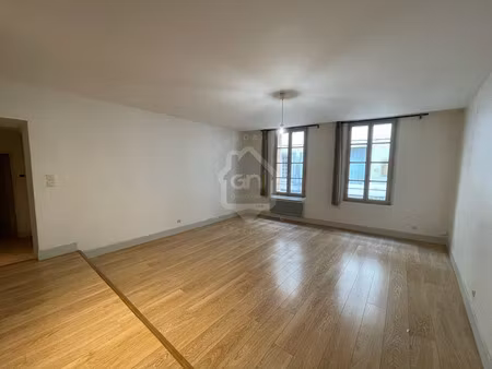 location appartement 2 pièces 61.75 m² à carpentras (84200)  495 €