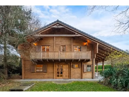en vente maison 239 m² – 595 000 € |erezée