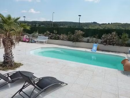 maison de 5 pièces de luxe en location à lançon-provence  france