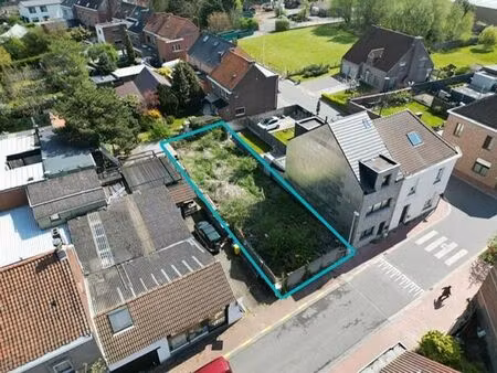 perceel grond gelegen te steenokkerzeel