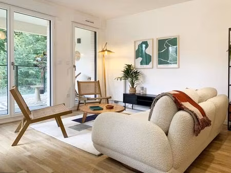 appartement neuf à louer dans une résidence calme - honoraires offerts !