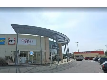 location commerce 616 m² à avignon (84000)