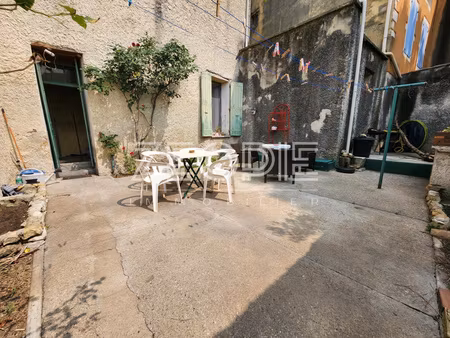 exclusivité zeopie immobilier : maison de village de 230m² avec cour