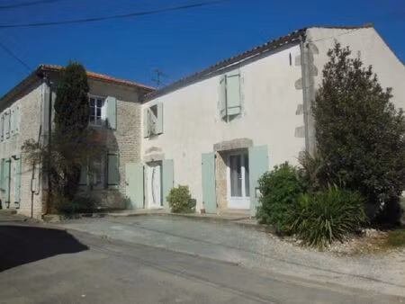 vente maison 7 pièces 230 m² ballon (17290)