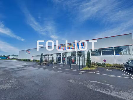 batiment / local commercial coutances 1000 m2
