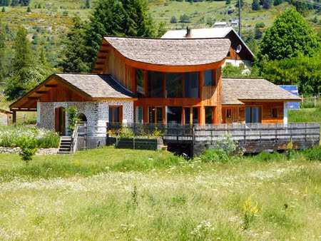 vente chalet 5 pièces 207 m² à roubion (06420)  739 000 €