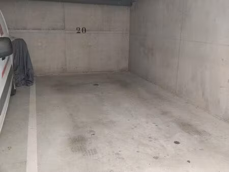 place de parking sous sol