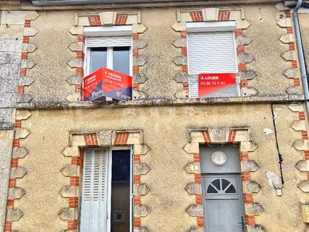 immeuble 5 pièces 93 m²