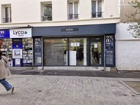 boutique 64 m² st denis
