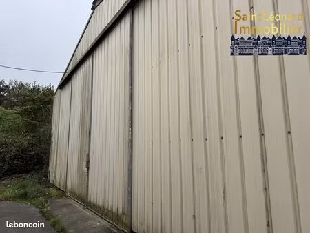entrepôt 320 m² fougères
